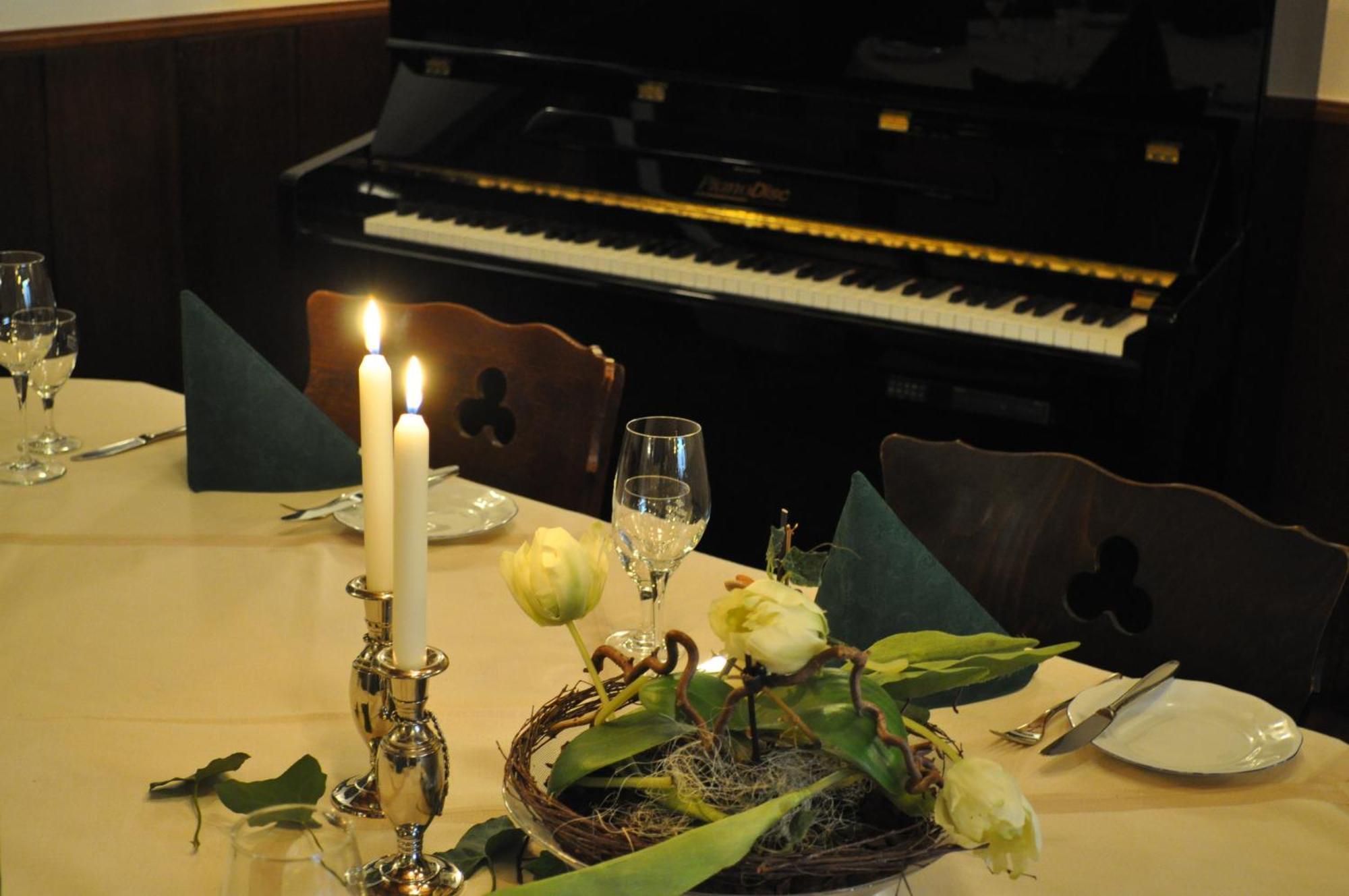 Altes Gasthaus Kuhr - Hotel & Restaurant 파펜부르크 외부 사진