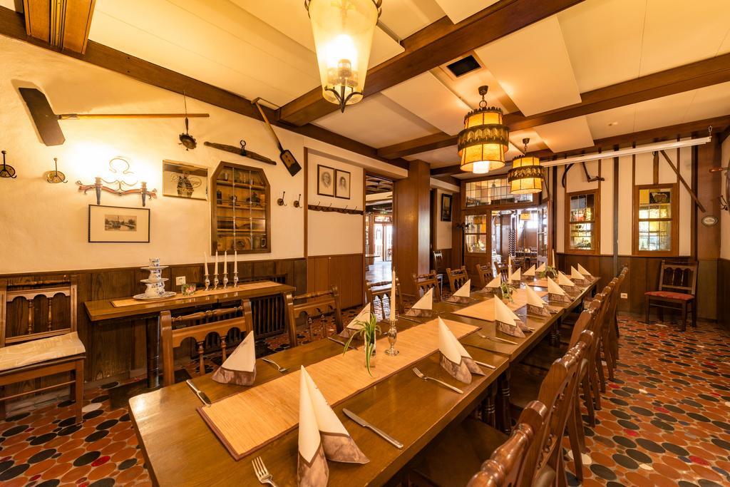 Altes Gasthaus Kuhr - Hotel & Restaurant 파펜부르크 외부 사진